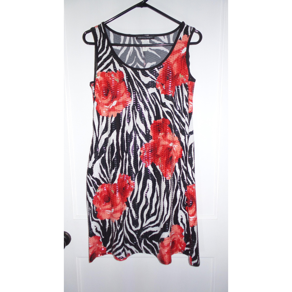 A Dressing Woman Zebra Print & Flower Blous Medium